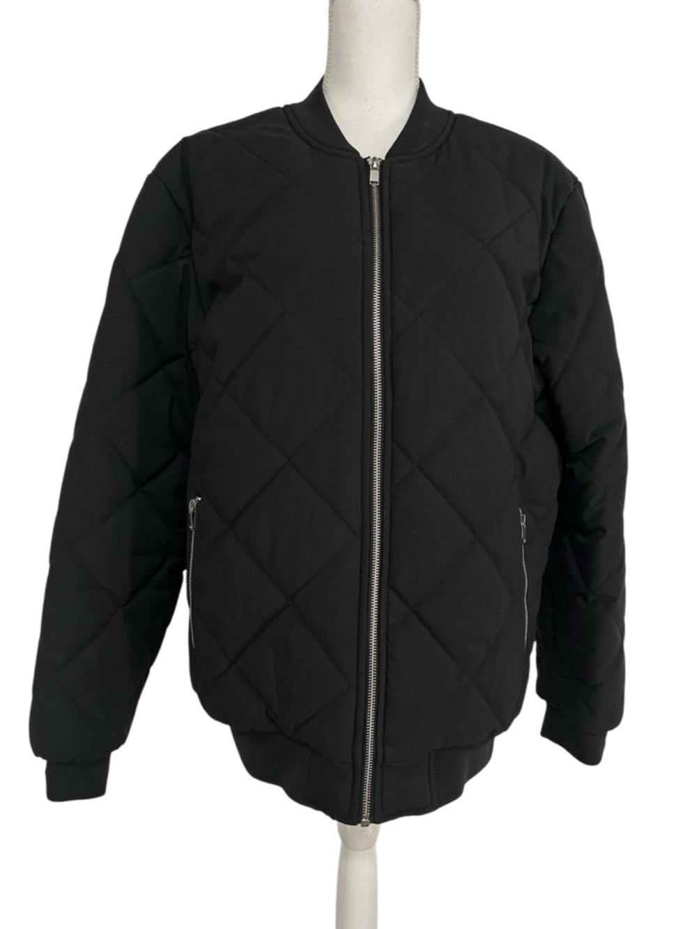 OUTDOOR JACKET / Black Classic Quilted Bomber Jacket Orange Liner / Medium